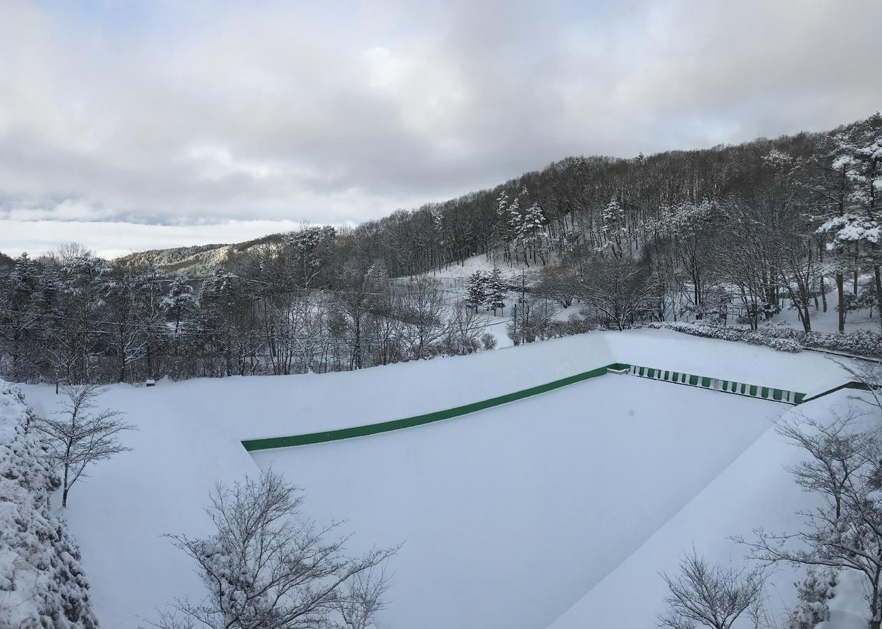 ホテル サクラリゾート 甲斐市 エクステリア 写真